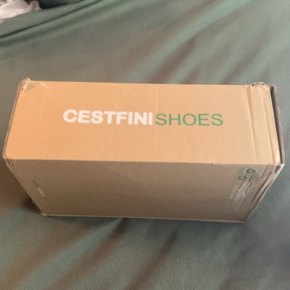 Cestfini Men’s slip on shoes. Arch support, orthotic. Faux leather. Size 11. Box - Picture 8 of 9